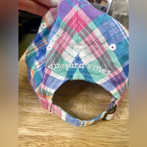 "VINEYARD VINES" New wot Whale Cap plaid Adjusts to fit all - Picture 7 of 7